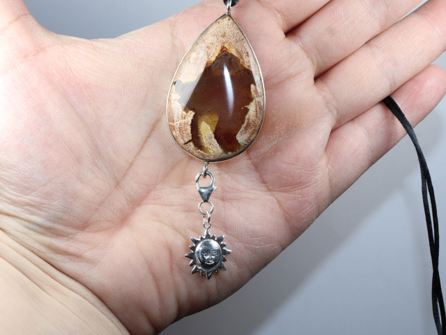 Amulettstein mit Band oder Silber 925