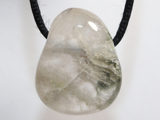 Aktinolithquarz mit Band oder Silber 925