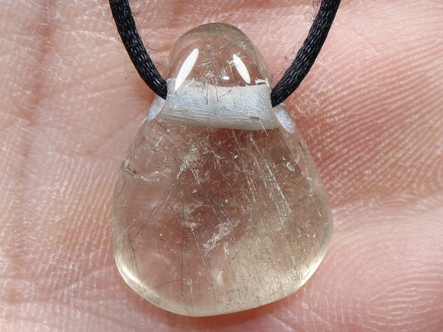 Aktinolithquarz mit Band oder Silber 925