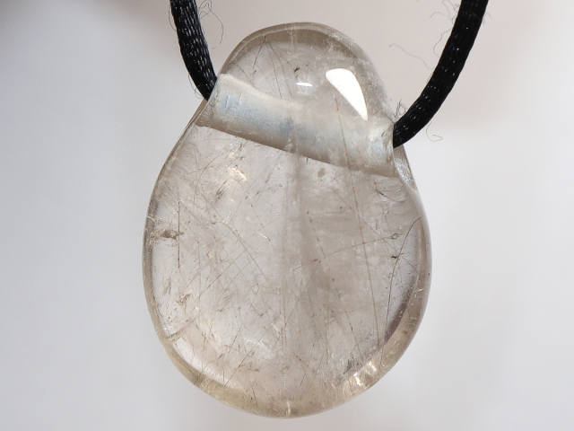 Aktinolithquarz mit Band oder Silber 925