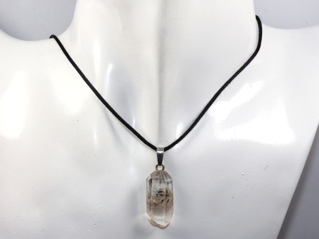 rock crystal with bitumen with cord or silver 925