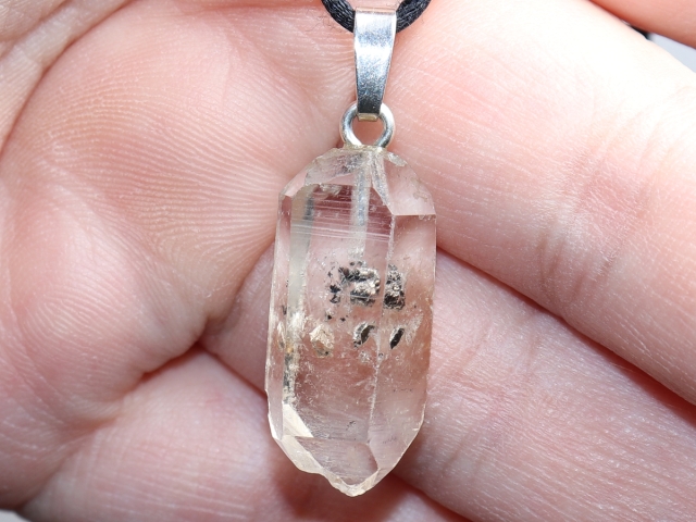 rock crystal with bitumen with cord or silver 925