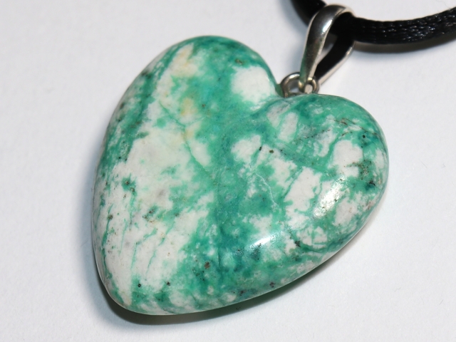 malachite in dolomite with cord or silver 925