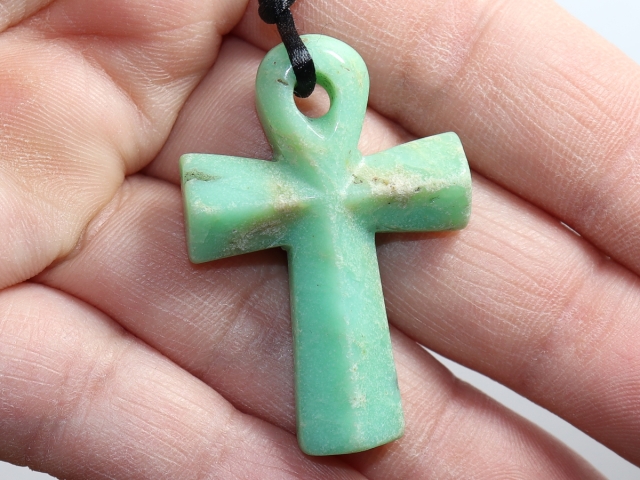 chrysoprase with cord