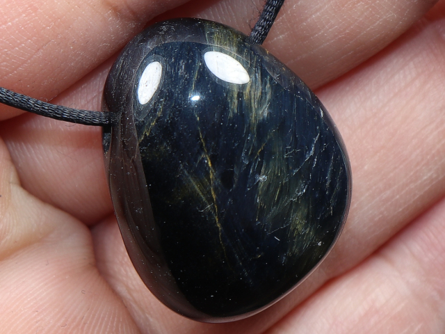 hawks eye with cord or silver 925