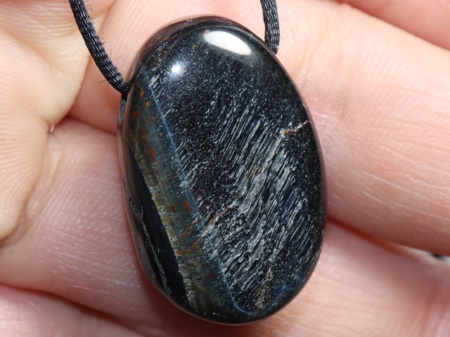 hawks eye with cord or silver 925