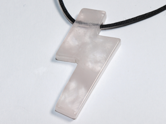 rose quartz with cord or silver 925