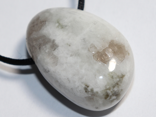 white labradorite with cord or silver 925