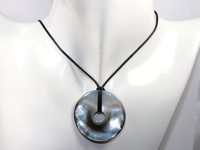 abalone shell with cord