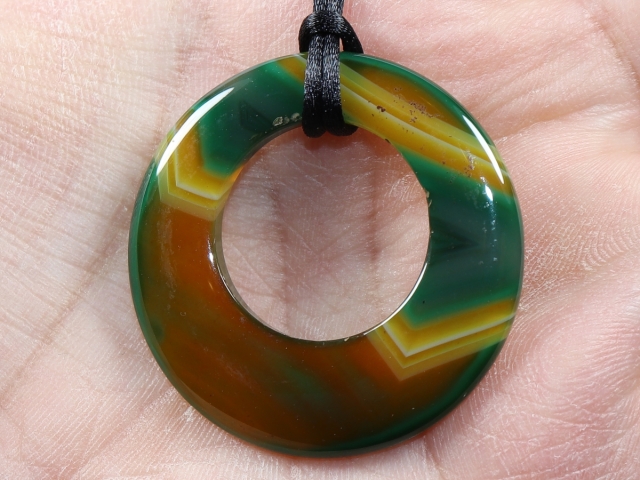 agate with cord