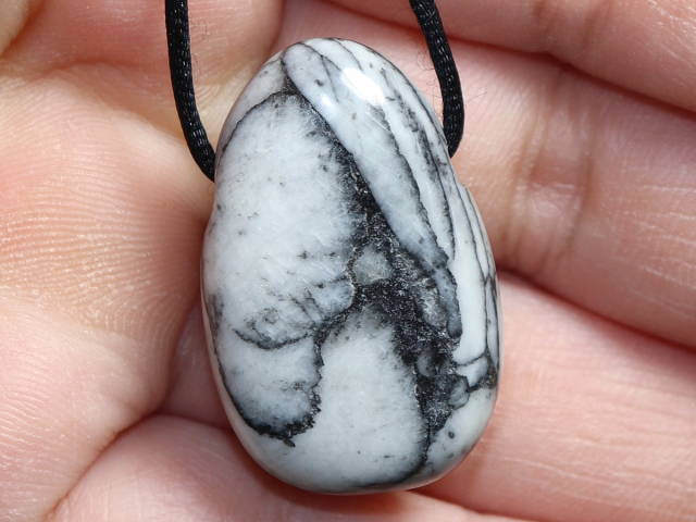 pinolite with cord or silver 925