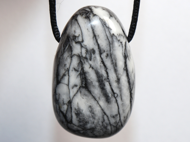 pinolite with cord or silver 925