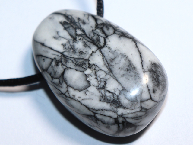 pinolite with cord or silver 925