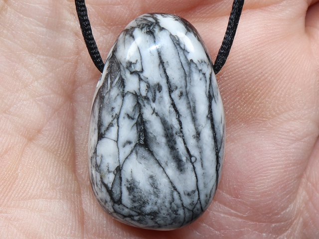 pinolite with cord or silver 925