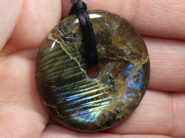 labradorite with cord