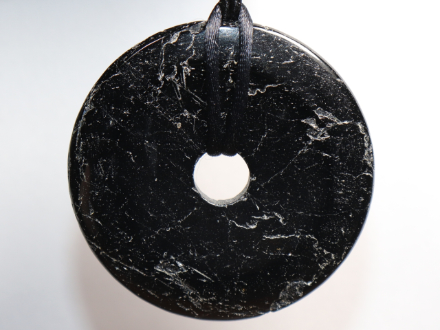 Preview: black tourmaline (Schorl) with cord
