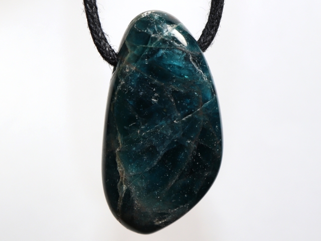 apatite with cord or silver 925