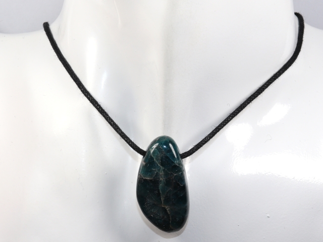 apatite with cord or silver 925