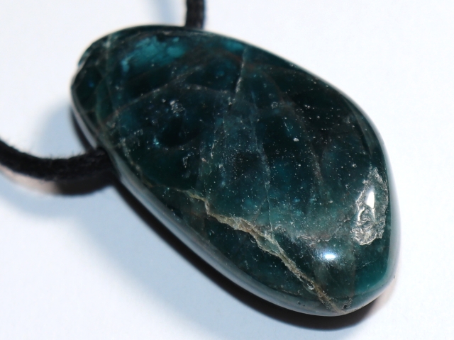 apatite with cord or silver 925