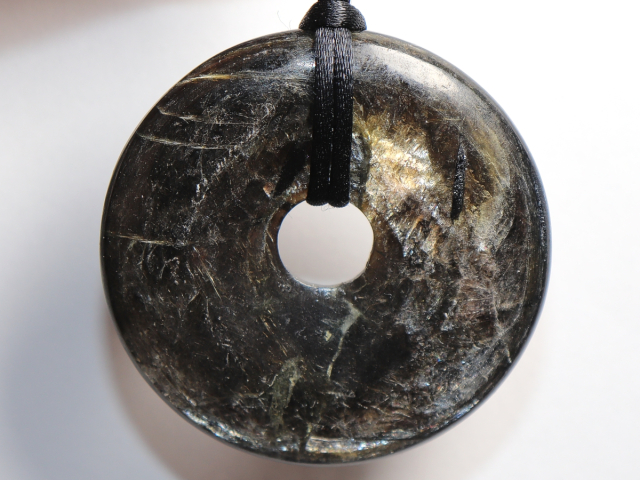 Preview: muscovite with cord