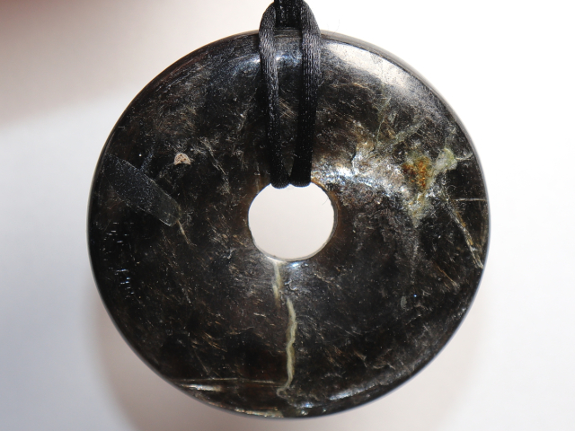 Preview: muscovite with cord