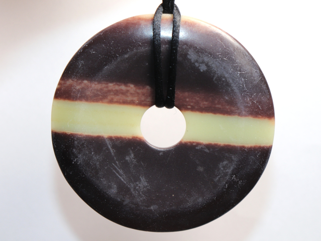 Preview: Schwarzband-Jaspis mit Band