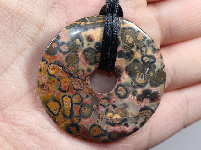 leopard rhyolite with cord
