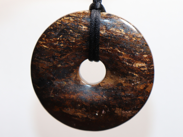 bronzite with cord