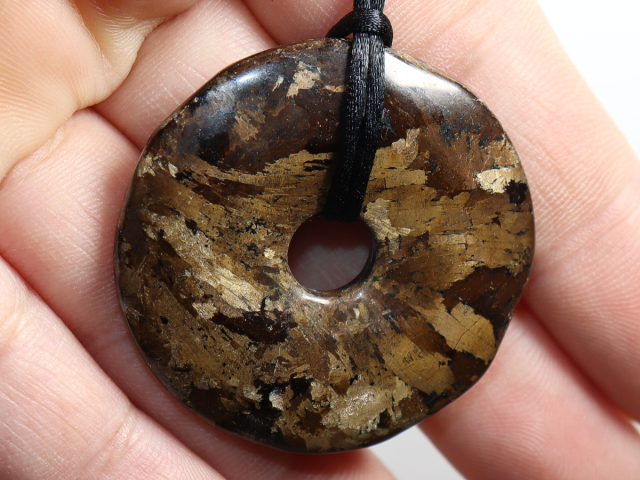 bronzite with cord
