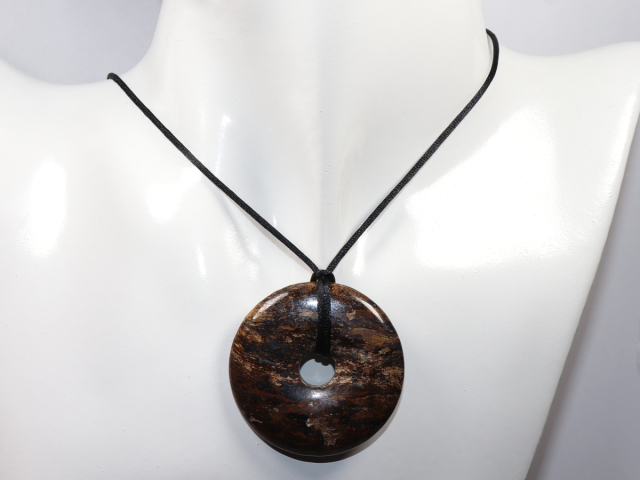 bronzite with cord