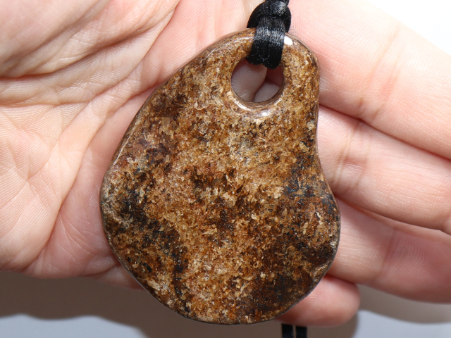 bronzite with nylon cord