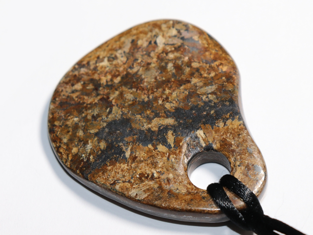 bronzite with nylon cord