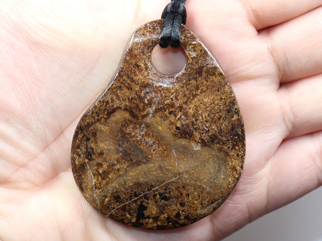 bronzite with nylon cord