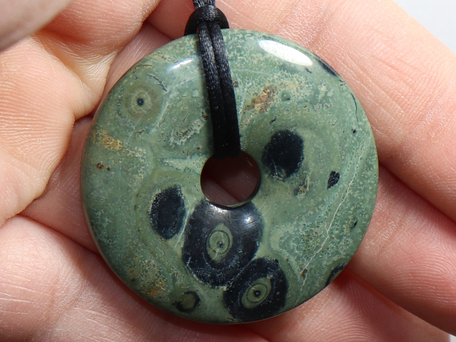 Kambaba-Rhyolith mit Band