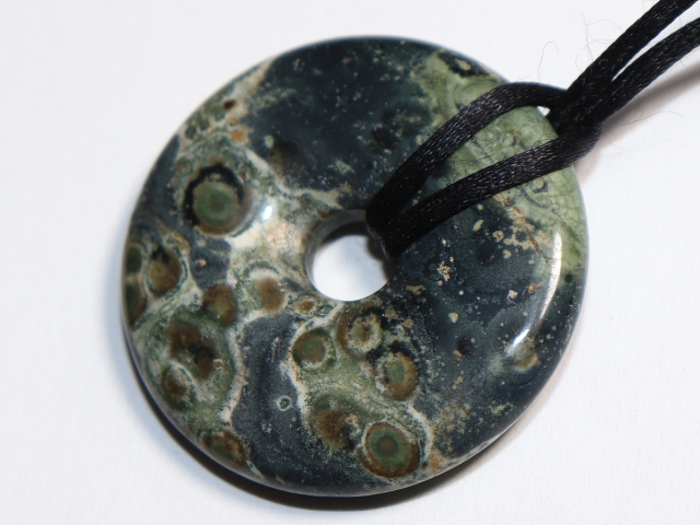 Kambaba-Rhyolith mit Band