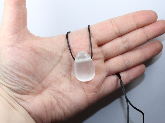 Selenit mit Band oder Silber 925