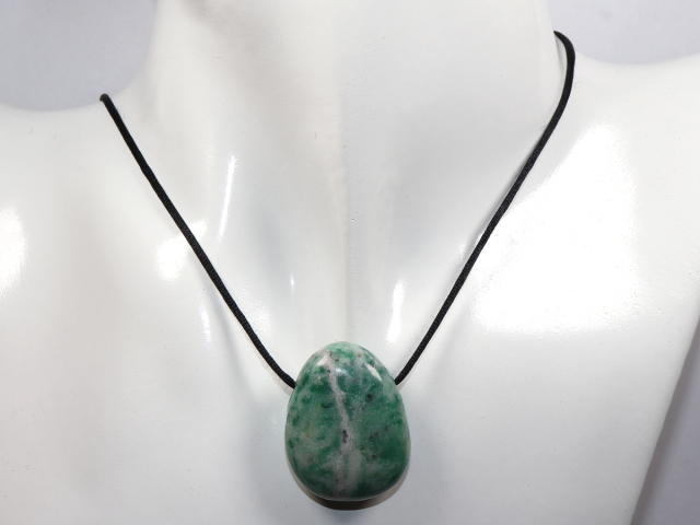 Preview: jade with cord or silver 925