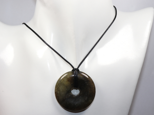 Preview: labradorite with cord