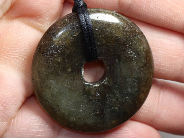 labradorite with cord