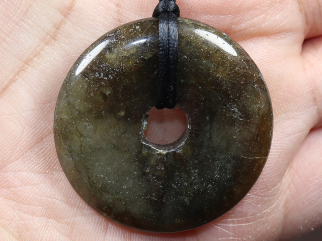 labradorite with cord