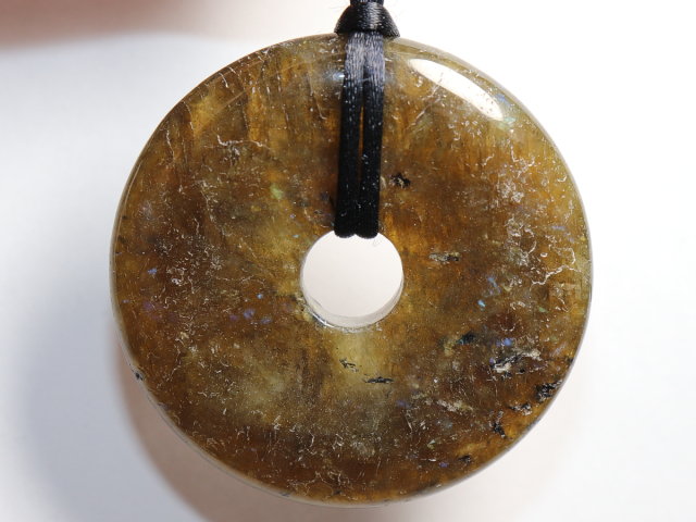 Preview: labradorite with cord