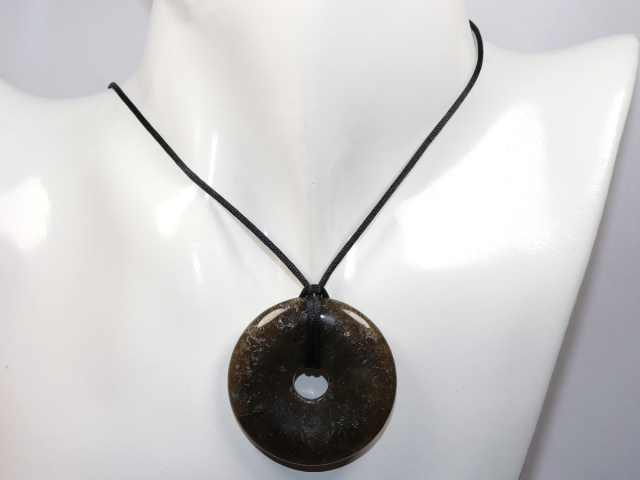 Preview: labradorite with cord