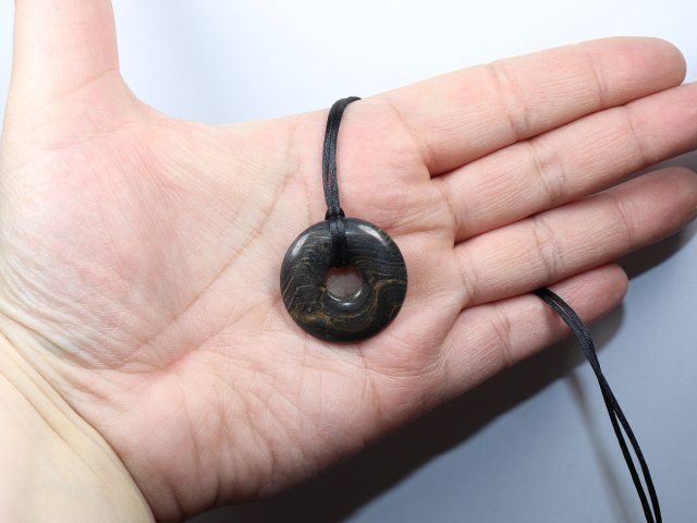 Stromatolith mit Band