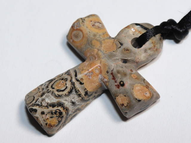 leopard rhyolite with cord