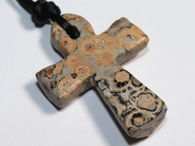 leopard rhyolite with cord
