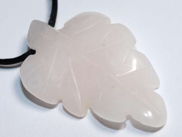 rose quartz with cord or silver 925