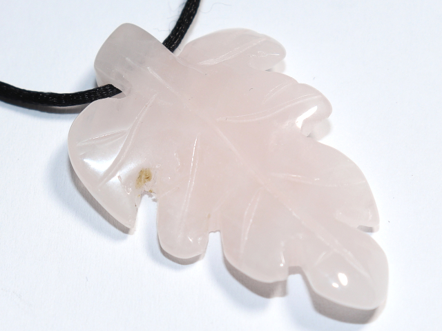 rose quartz with cord or silver 925