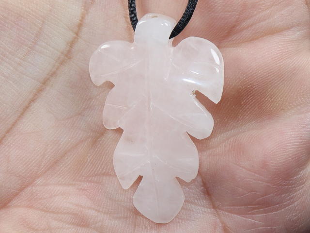 rose quartz with cord or silver 925
