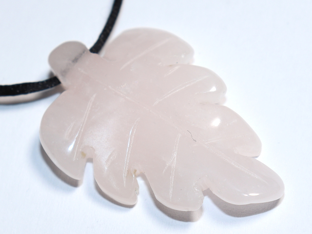 rose quartz with cord or silver 925
