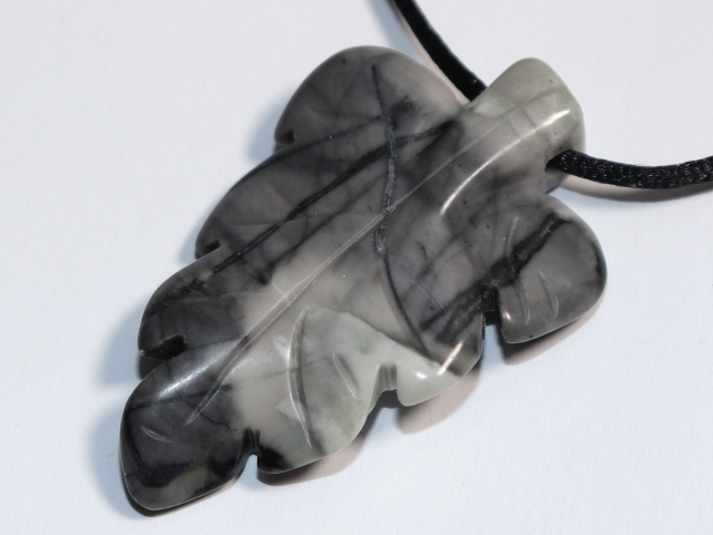 Picasso marble with cord or silver 925